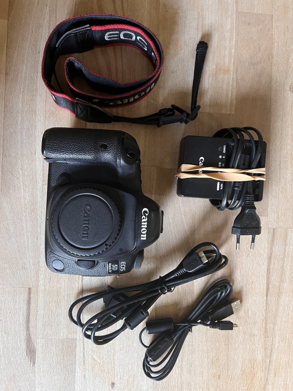 Canon body EOS 5D Mark IV