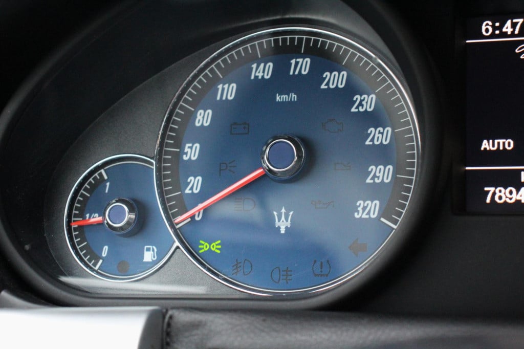 Maserati Granturismo 4.7 s mc - youngtimer - alcantara pack - xenon - nero 