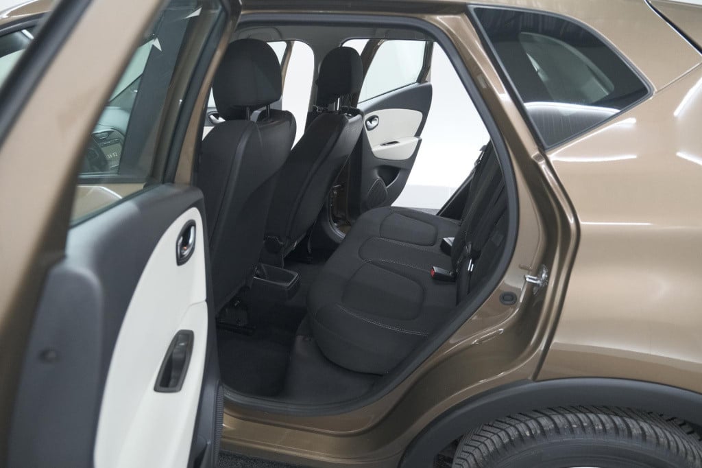 Renault Captur tce 90 zen | trekhaak | camera | navigatie | parkeersensoren