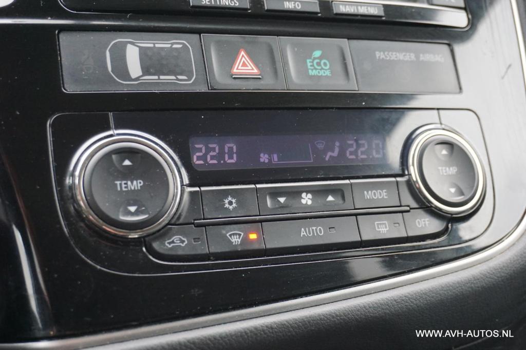 Mitsubishi Outlander 2.0 phev instyle