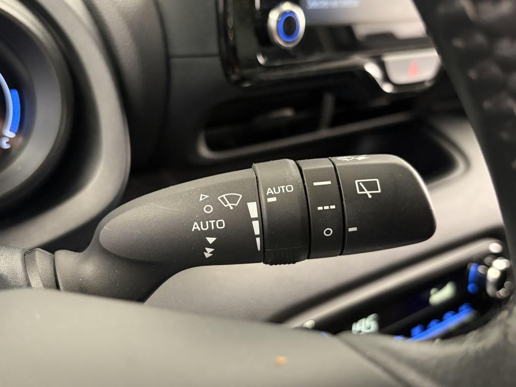 Toyota Yaris 1.5 hybrid dynamic