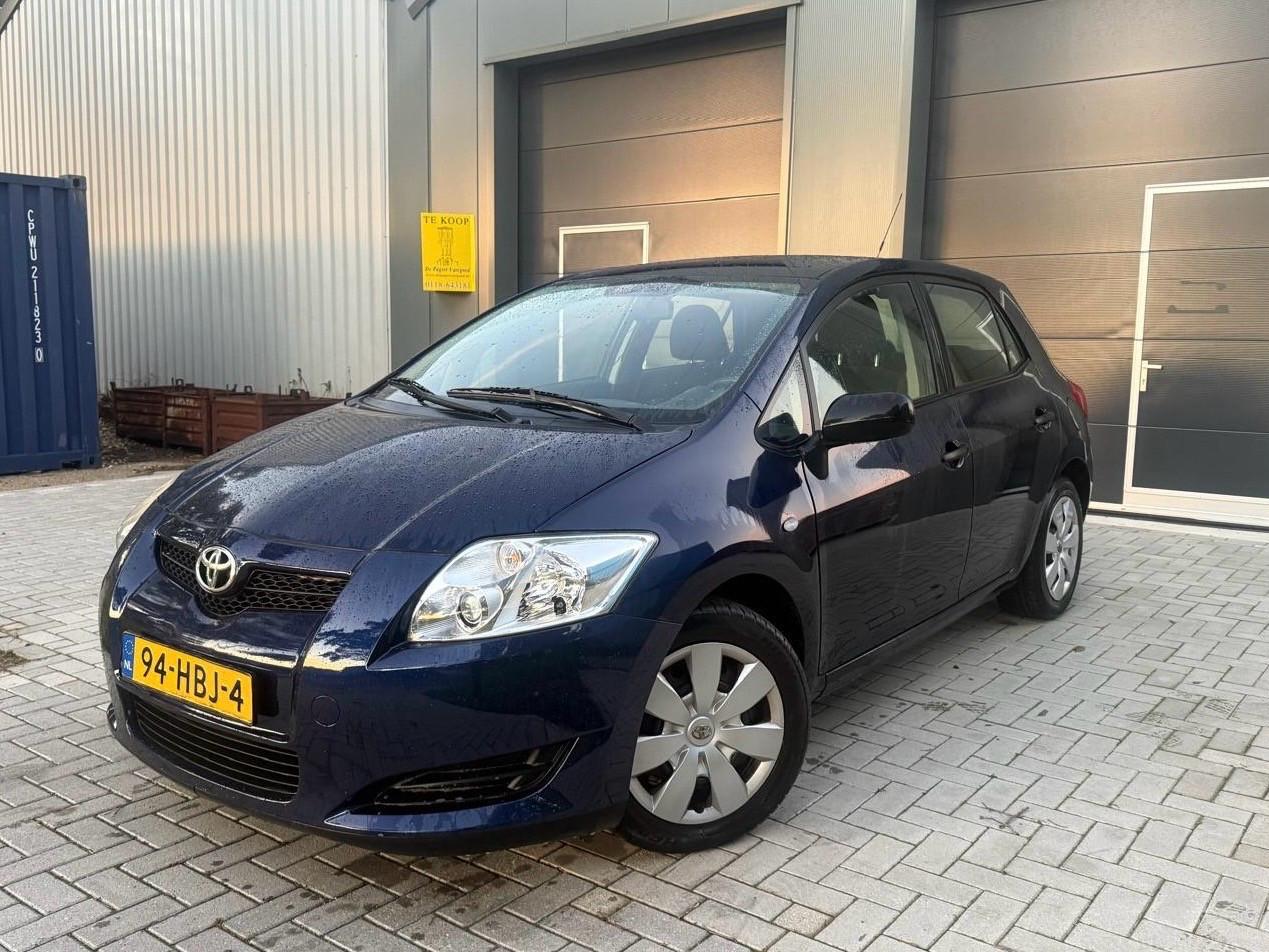 Toyota Auris 1.6-16V Terra 50.056KM NAP!
