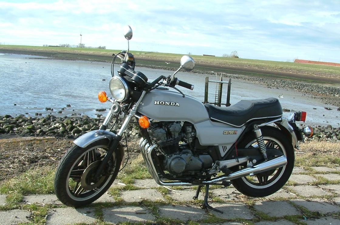 Honda CB 750 K  1981  perfecte staat voor een motor uit die tijd