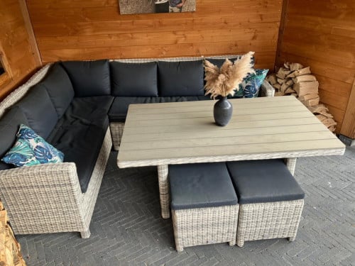 Prachtig loungeset dinning 5 delig in goede staat!