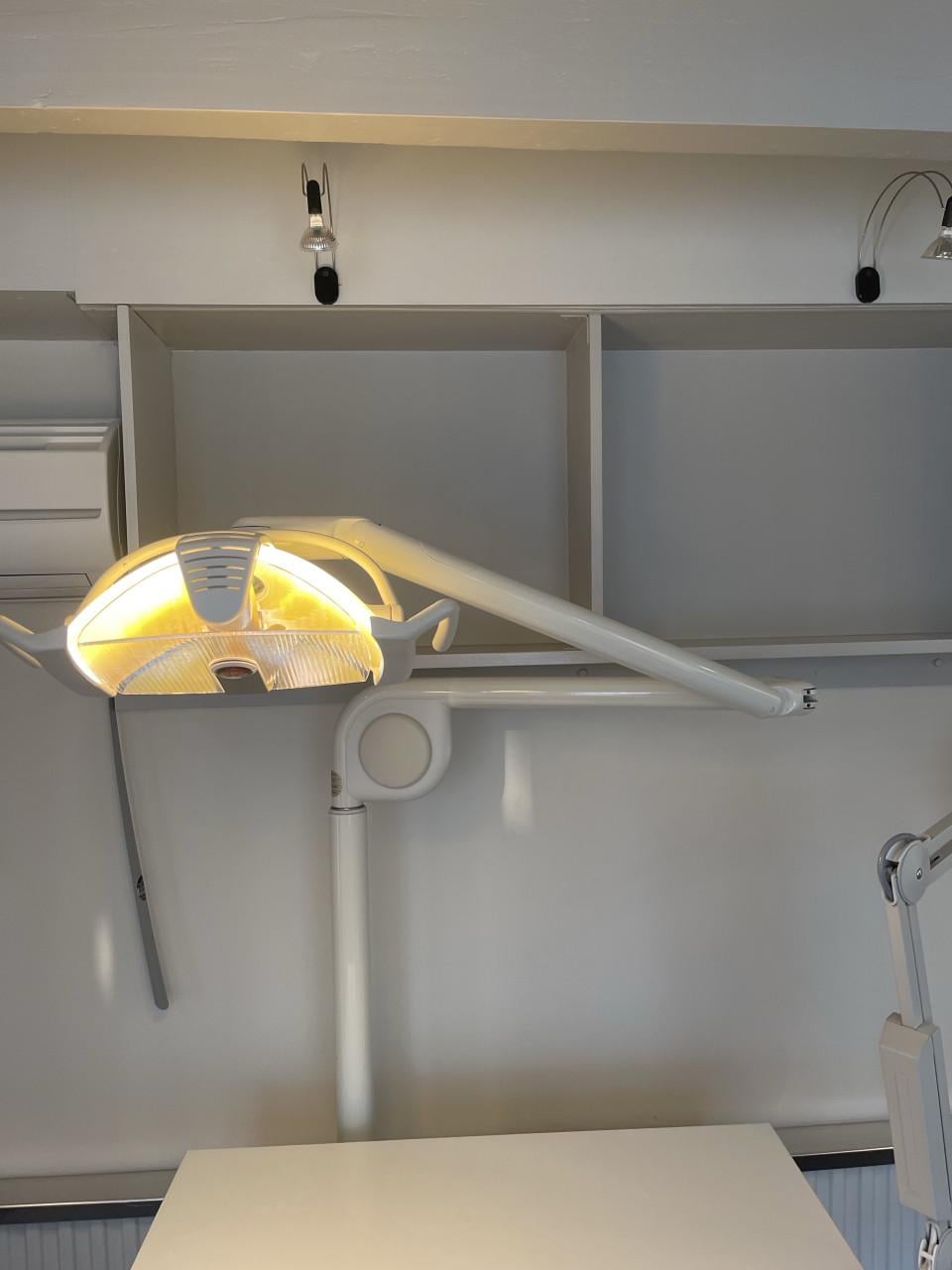 Werk lamp voor praktijk