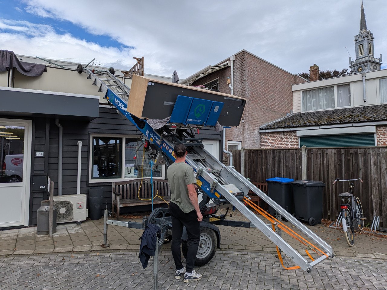 Betrouwbare Verhuizer! Inclusief vervoer! Verhuizing.