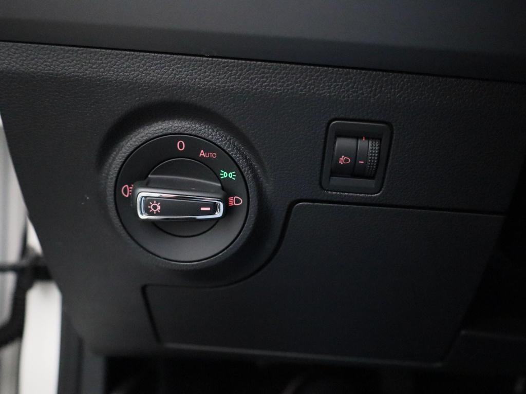 Seat Ibiza 1.0 tsi style business intense | navigatie | parkeersensoren | c