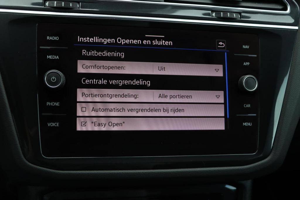 Volkswagen Tiguan 1.5 tsi r-line business+ 150pk dsg7