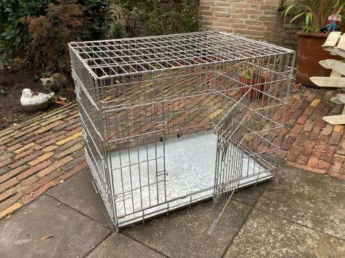 Bench lxbxh 91cm x 64cm x 74cm