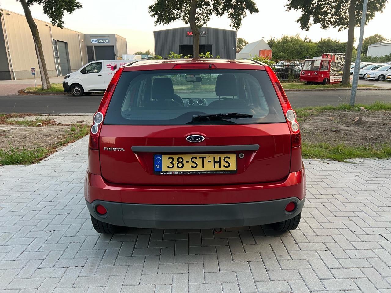 Ford Fiesta 1.3-8V Champion 137.823Km Jaar Apk