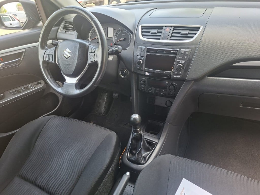 Suzuki Swift 1.2 exclusive easss