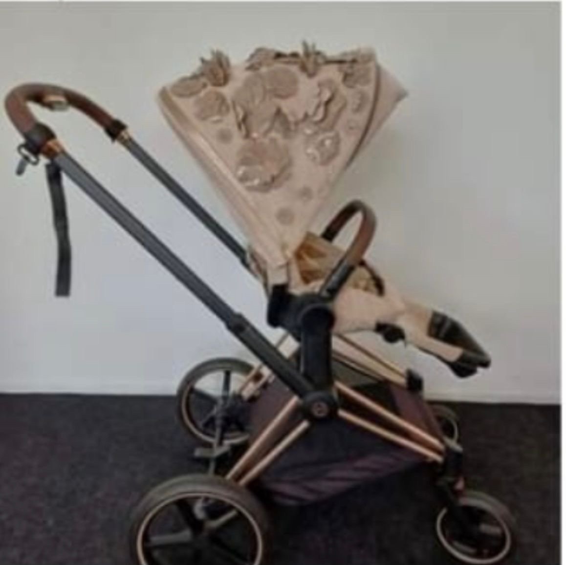 Special edition!!! cybex priam simply flowers beige.