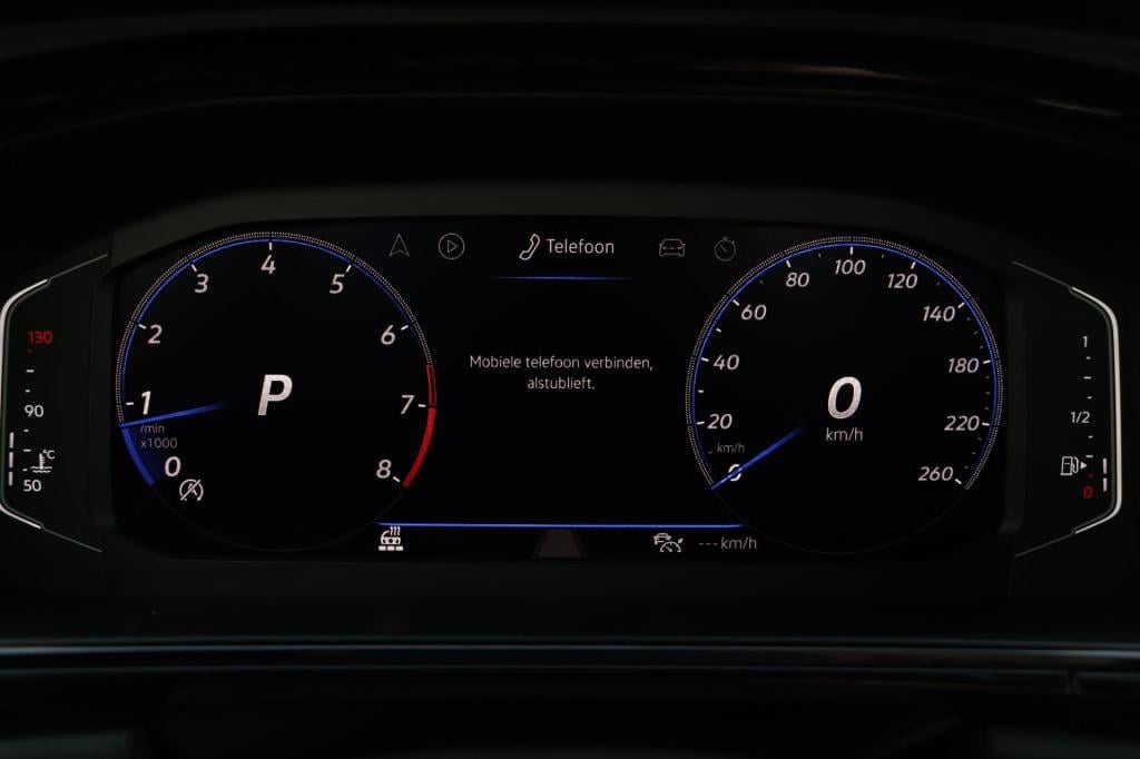 Volkswagen T-roc cabrio 1.5 tsi r-line 150pk dsg7 iq.light | stoel- en stuu