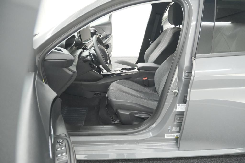 Peugeot 208 hybrid 110 e-dcs6 allure | stoelverwarming | apple carplay | pa