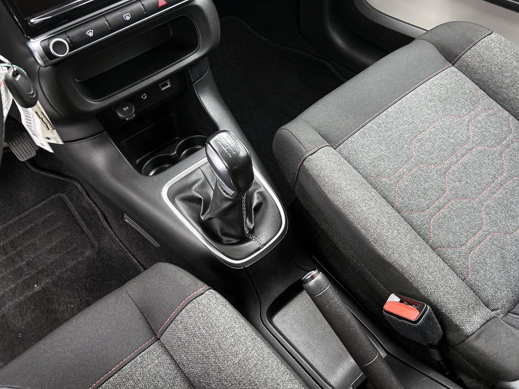 Citroen C3 82 pk shine | rijklaar | | achteruitrijcamera