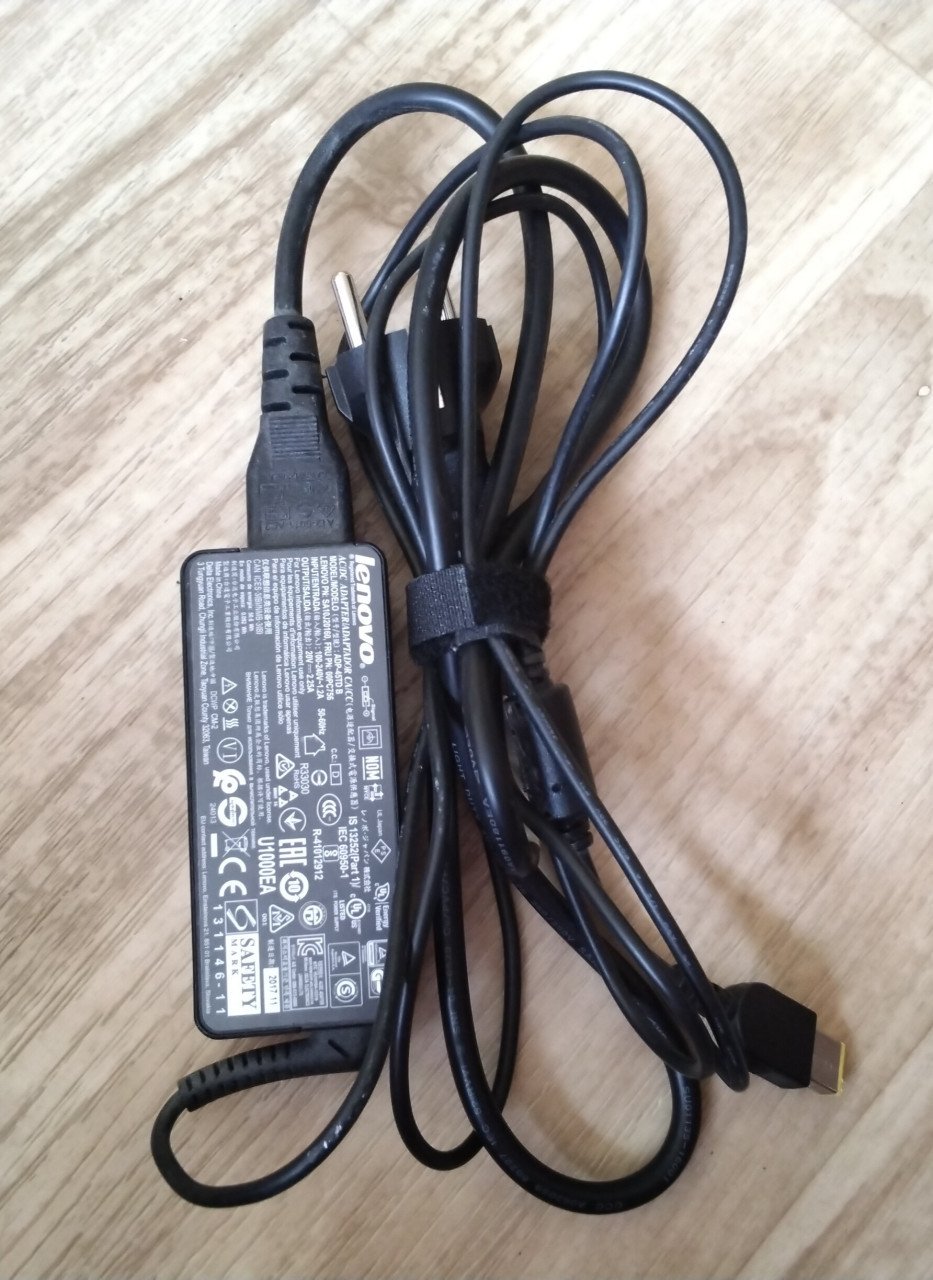 Lenovo L24Q-10 computerscherm