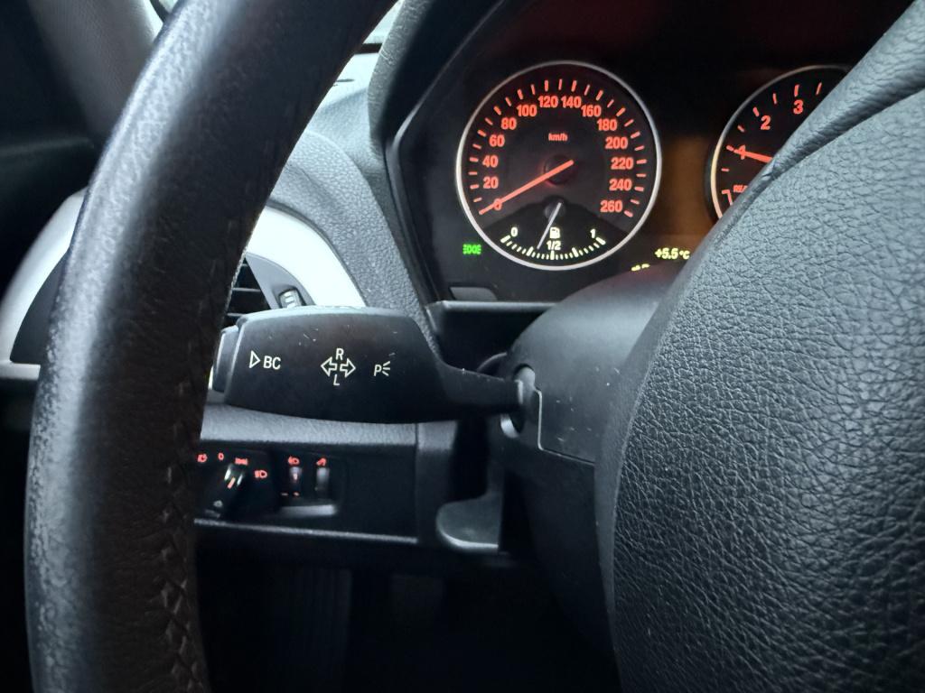 BMW 1 Serie 114i executive 5-drs