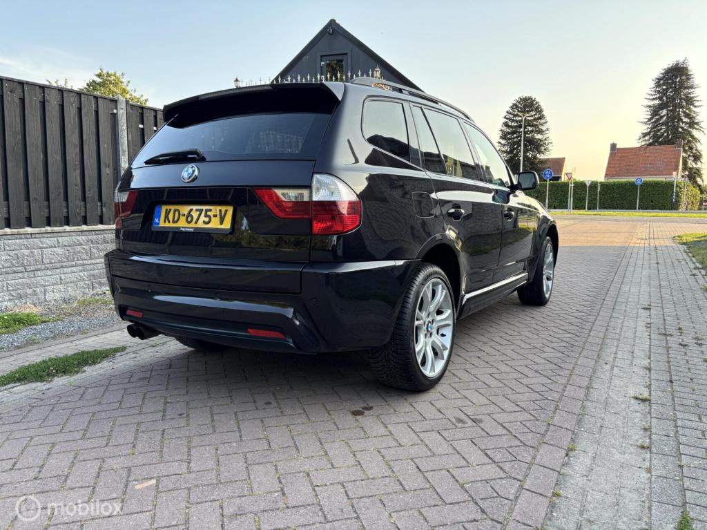 BMW X3 xdrive25i high executive