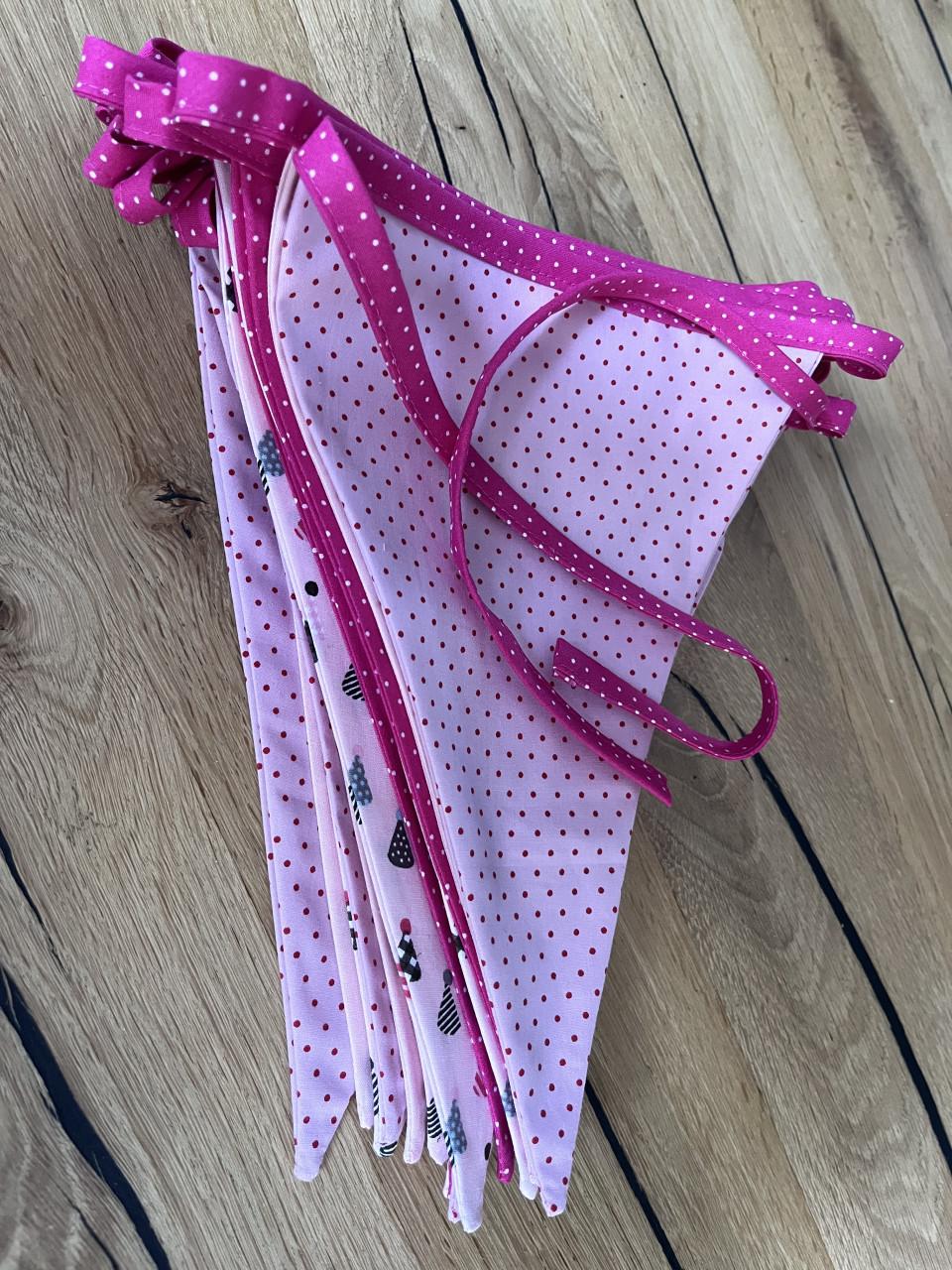 Stoffen vlaggenlijn diverse tinten roze