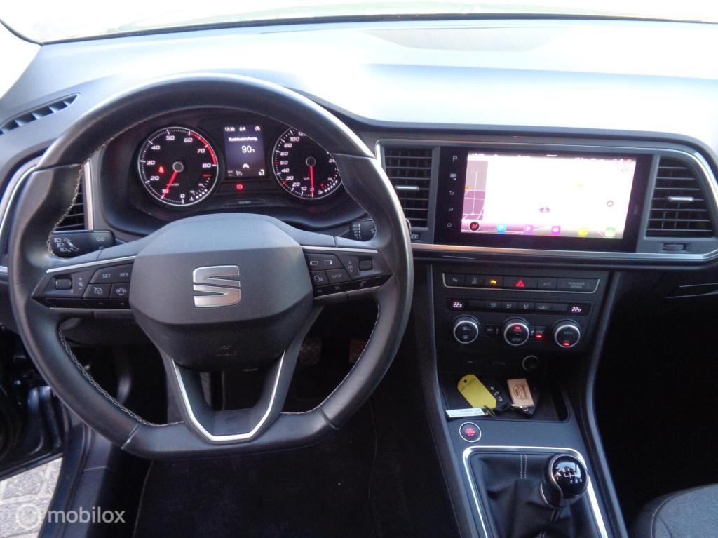 Seat Ateca 1.0 tsi style business intense/airco/led/lm velgen/apple carplay