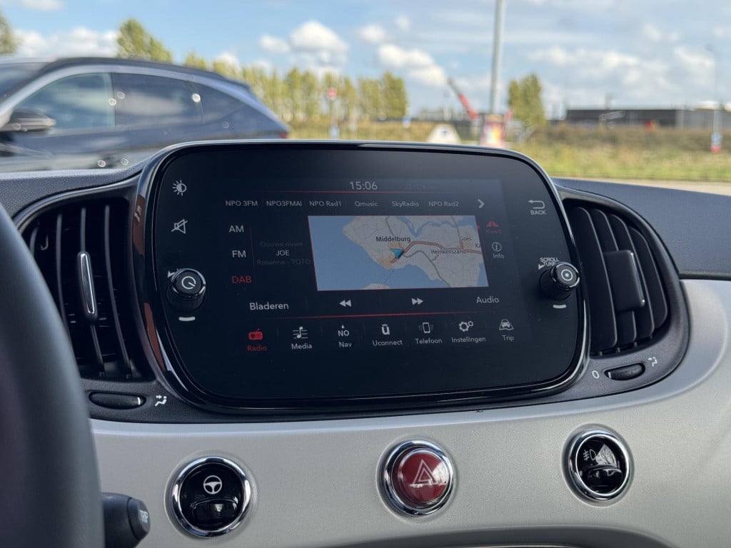 Fiat 500 C 1.0 hybrid star | navigatie full-map | park. sensor | cruise & c