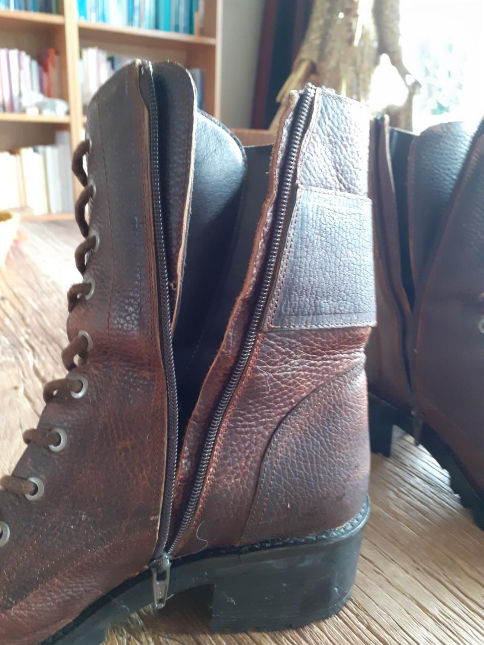 Gloednieuwe Hush Puppie schoenen  mt 40, helft vd nieuwprijs
