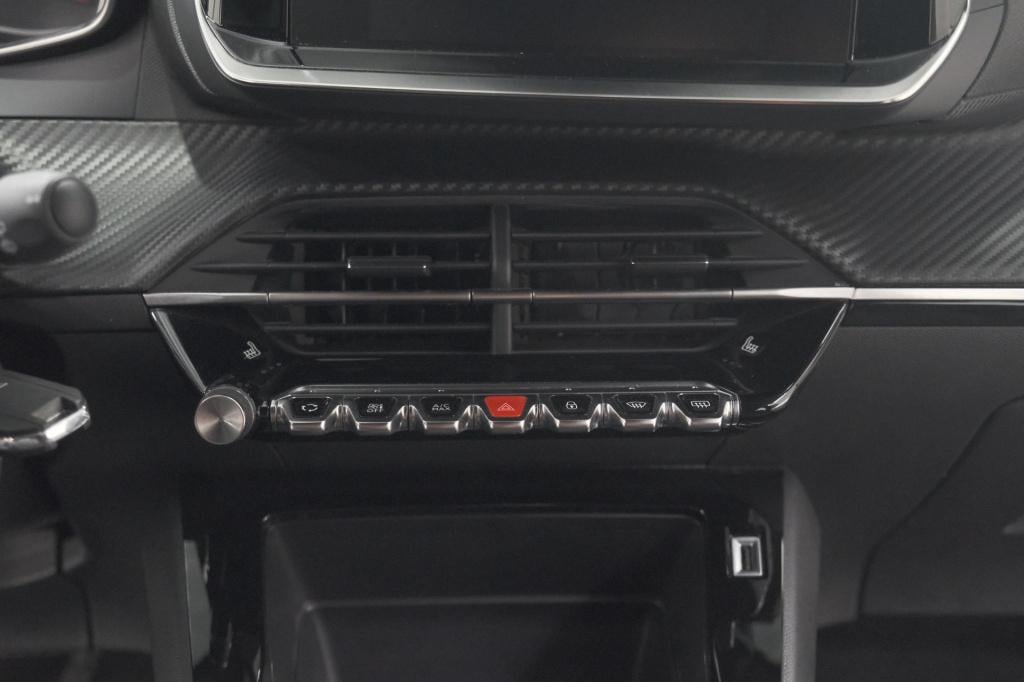 Peugeot 2008 puretech 130 active | camera | apple carplay | parkeersensoren