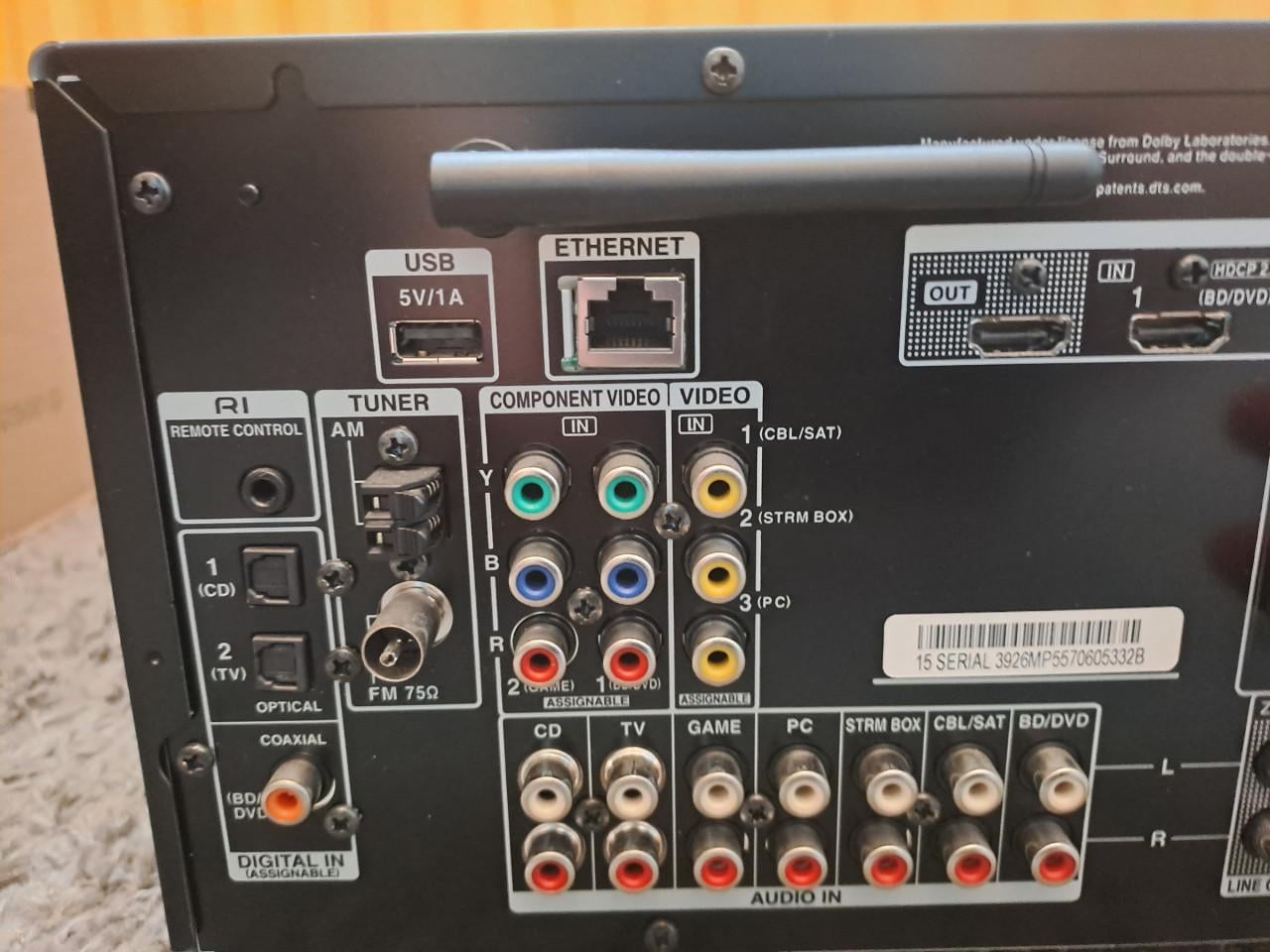 Te koop receiver onkyo in nieuw staat met de doos