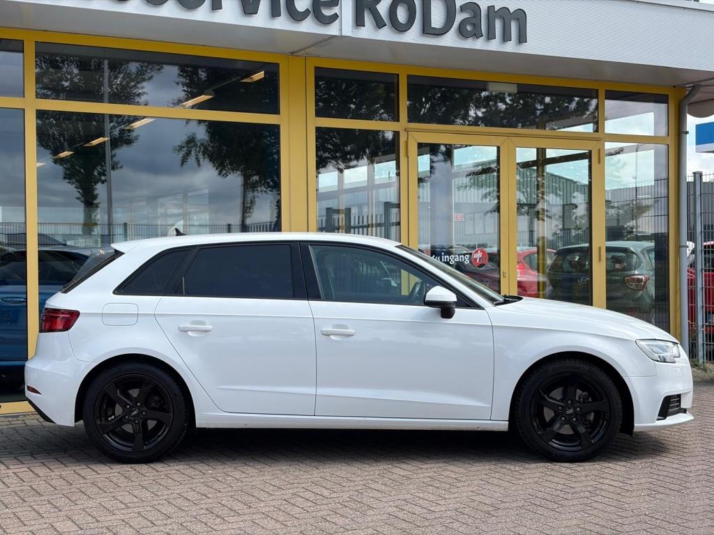 Audi A3 sportback 30 tfsi sp. l. ed.