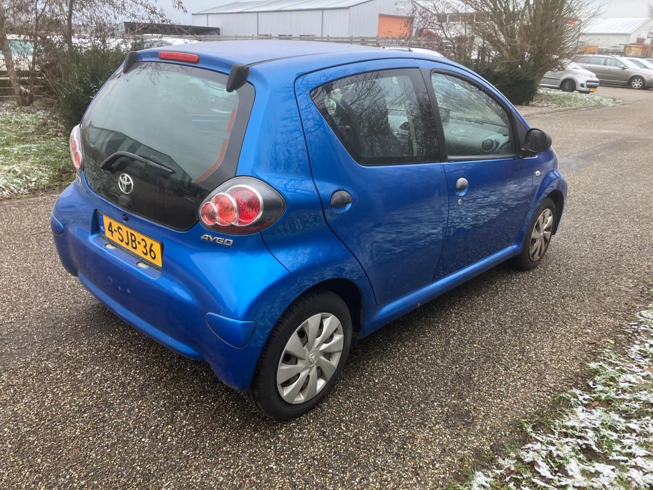 Toyota Aygo 1.0
