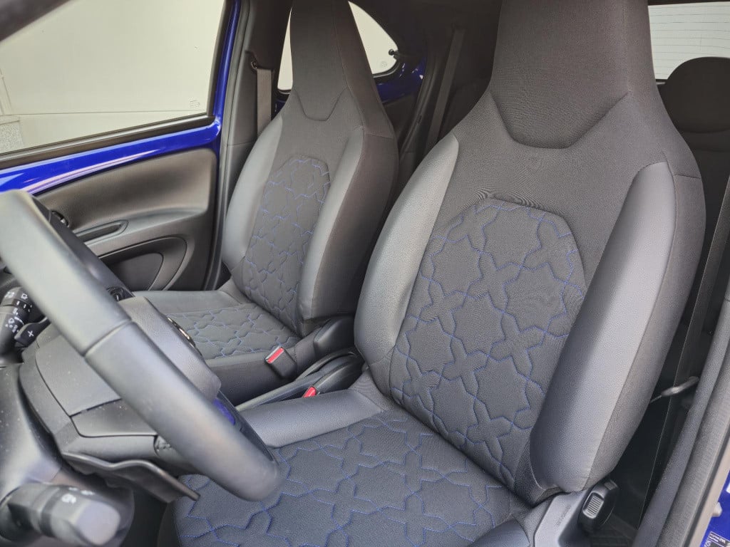 Toyota Aygo x 1.0 vvt-i s-cvt envy