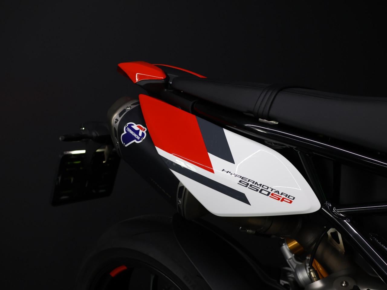 HYPERMOTARD 950 SP | Termignoni | Carbon