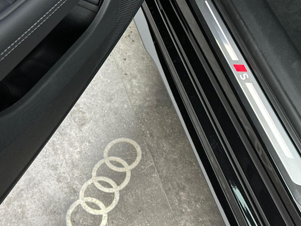 Audi A5 avant s edition competition e-hybrid 270 kw / 367 pk ava