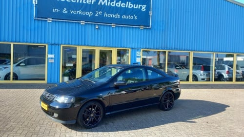 Opel Astra 2.2-16v