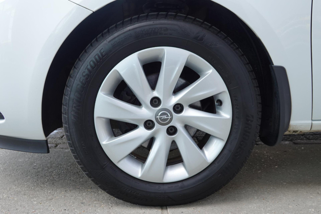 Opel Corsa 1.4 innovation