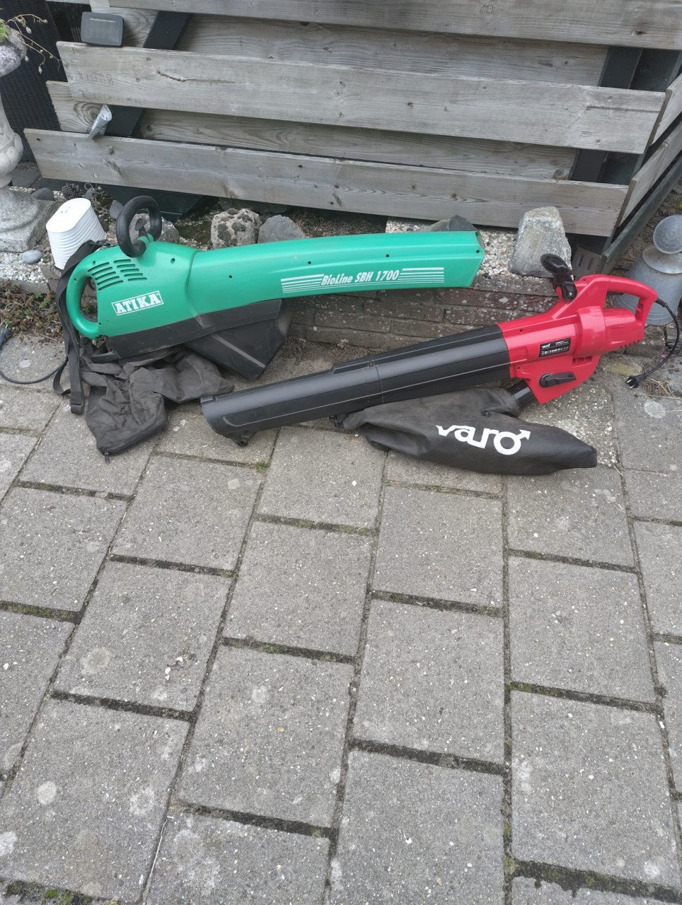 1 bladblazer/zuiger en 1 bladzuiger