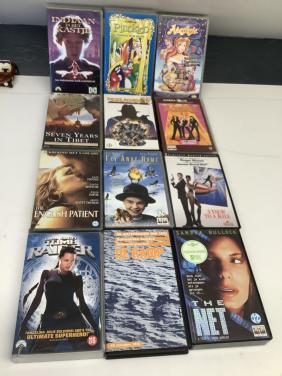 Gratis af te halen diverse VHS videobanden.