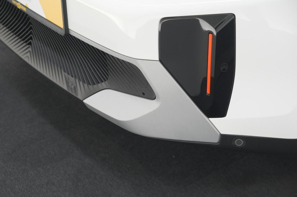 Citroen C3 Aircross 1.2 hybrid 145pk max | camera | dodehoekdetectie | appl