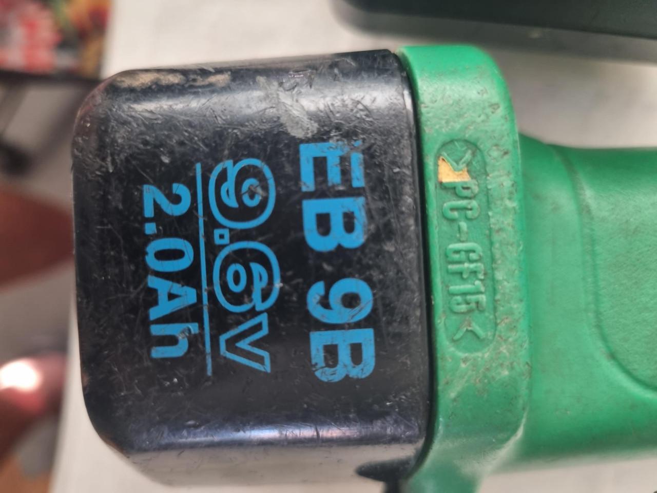 Accu-boormachine 9,6 Volt * HITACHI * + Lader & MAKITA