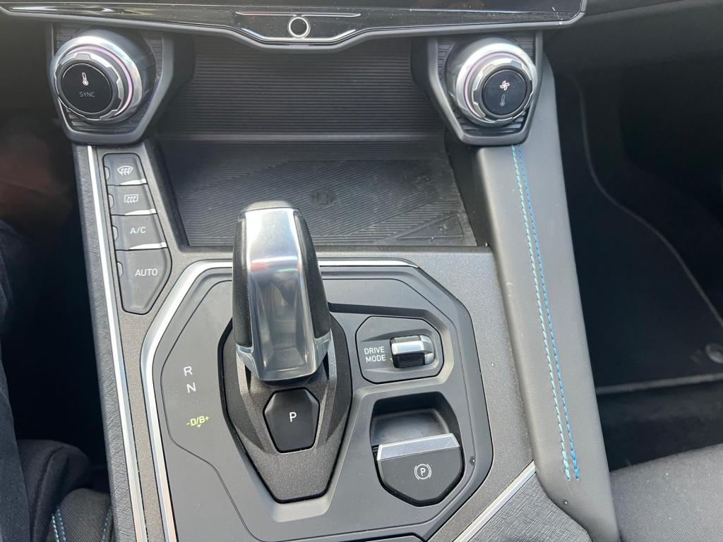 Lynk & Co 01 1.5td 261pk phev, pano, 360 graden camera, car play, adaptieve