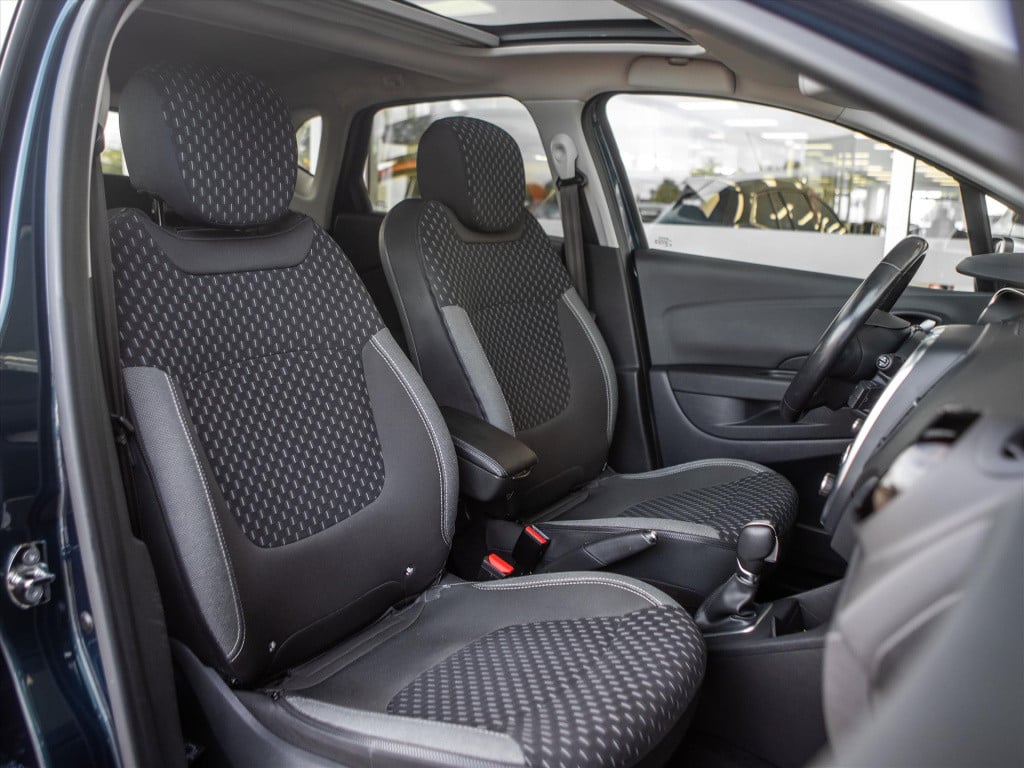 Renault Captur tce 150 intens | automaat | parkeer sensor | panodak | navi 