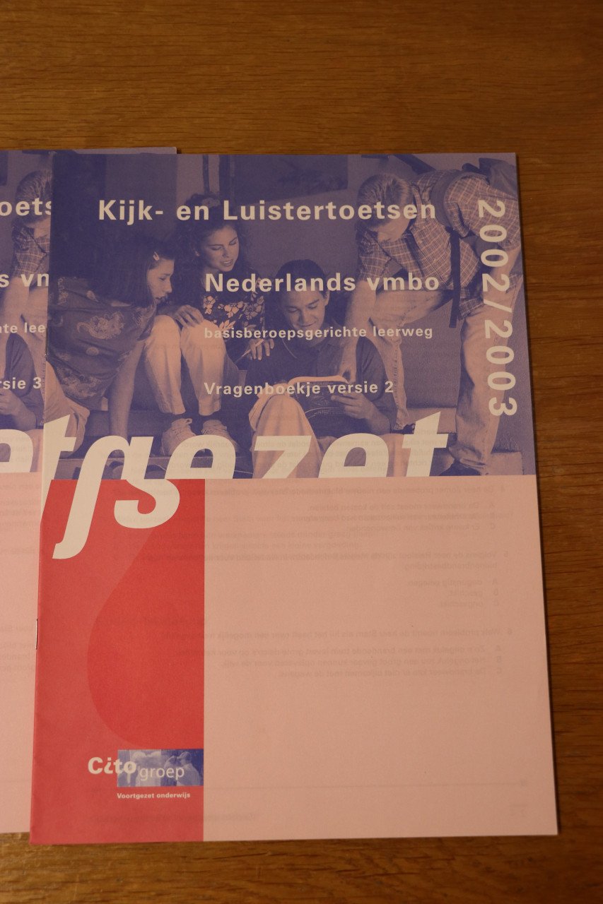 Kijk- en luistertoets Nederland Basisberoepsgerichte leerweg 2002/2003