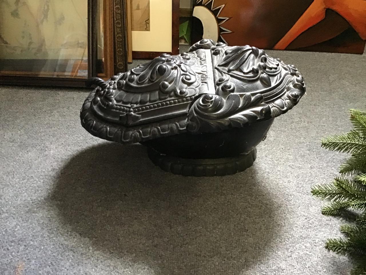 Gietijzeren schildpad kolenkit