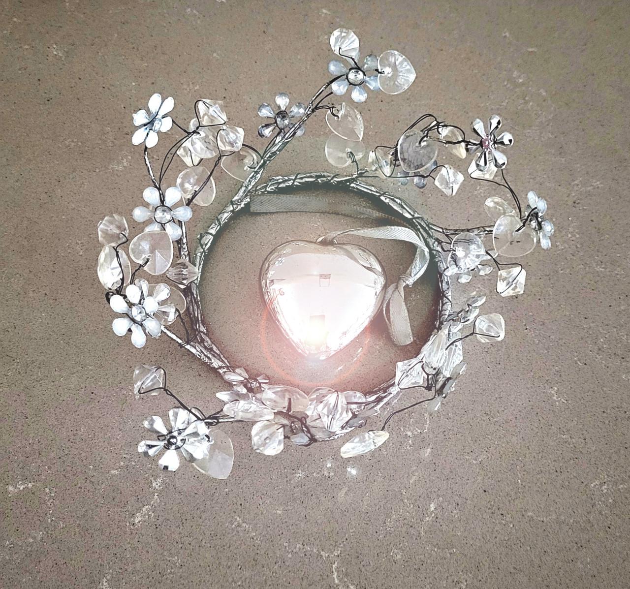 Decoratief stuk, diamantjes met hartje