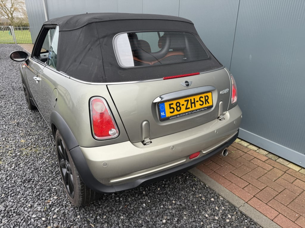 Mini Cooper Cabrio mini 1.6 115pk chili sidewalk