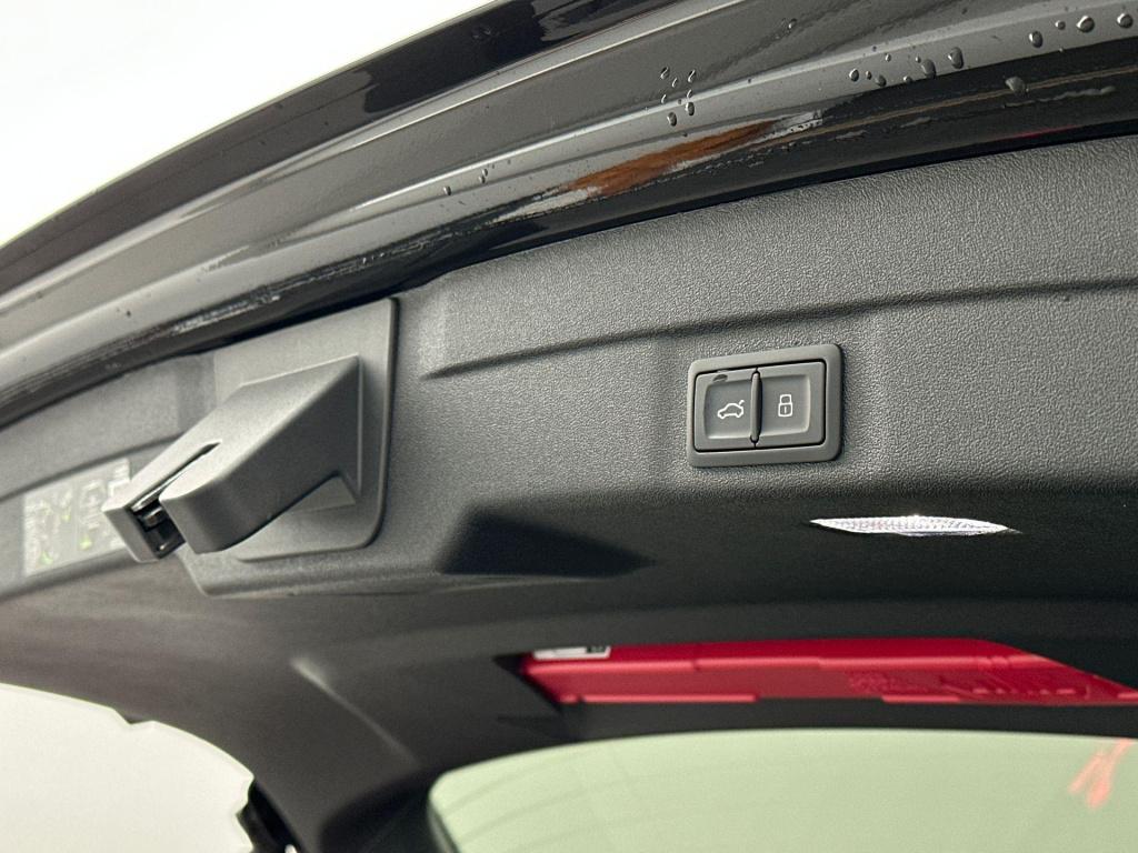 Audi A5 avant s edition 2.0 tfsi e 220 kw / 299 pk avant 7 versn