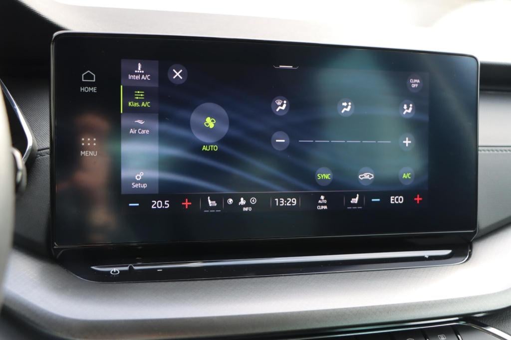 Skoda Octavia combi 1.4 tsi iv phev business edition 204pk dsg6