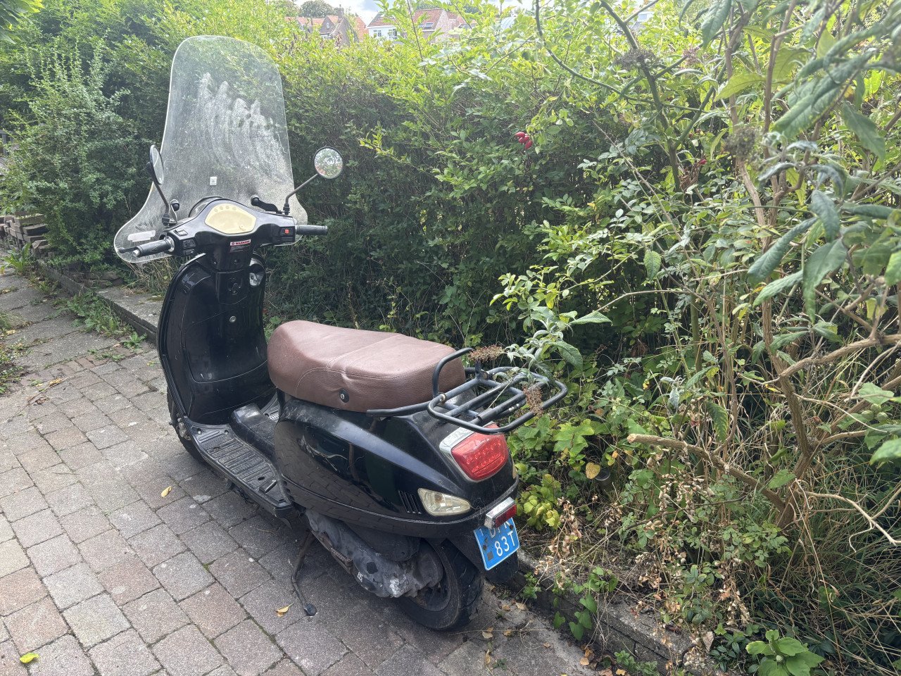 Opknap scooter RIVA