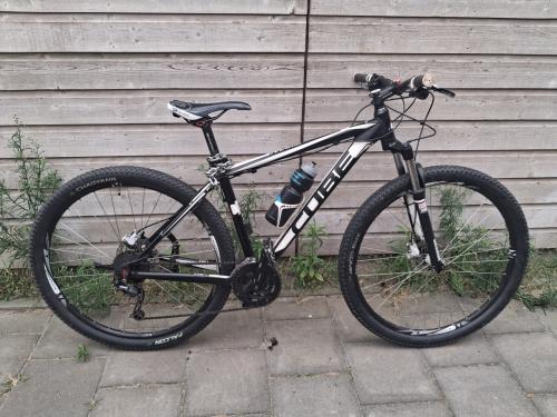 Te koop Cube mountainbike.