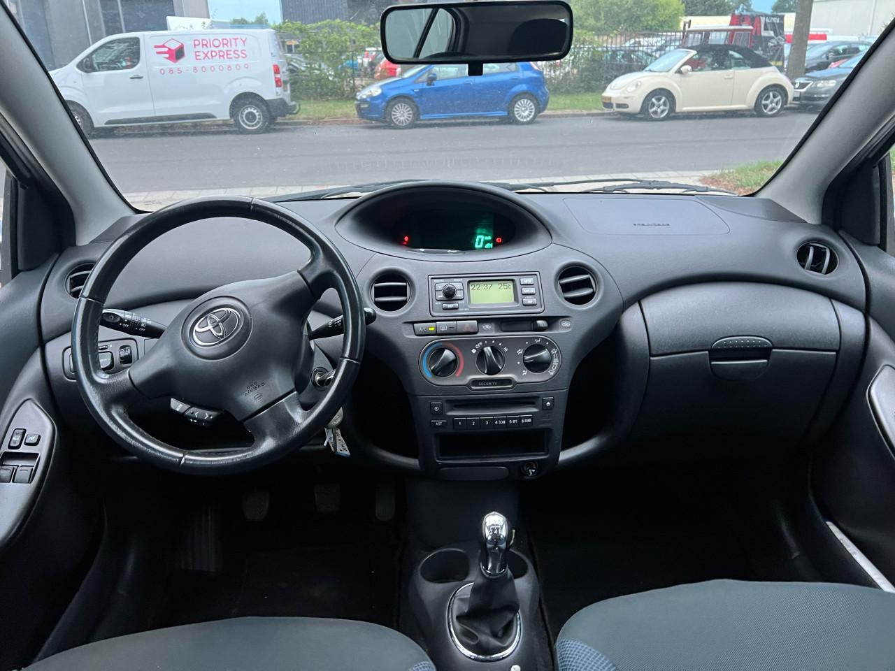Toyota Yaris 1.0VVT-i S-Line 124.419KM Jaar apk
